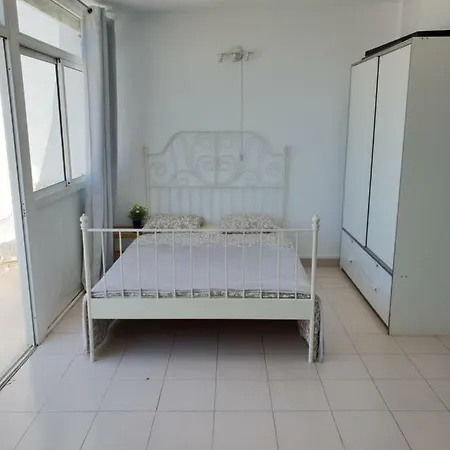 Estudio Con Buena Vista El Mar, Los Cristianos, Playa De Las Vistas Apartament *