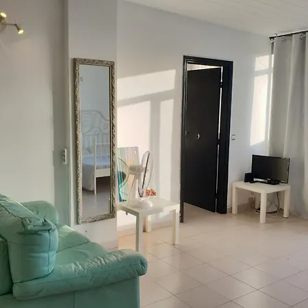 Estudio Con Buena Vista El Mar, Los Cristianos, Playa De Las Vistas * Arona (Tenerife)