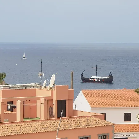 Estudio Con Buena Vista El Mar, Los Cristianos, Playa De Las Vistas *