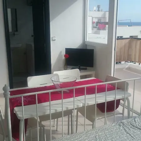 Διαμέρισμα Estudio Con Buena Vista El Mar, Los Cristianos, Playa De Las Vistas *